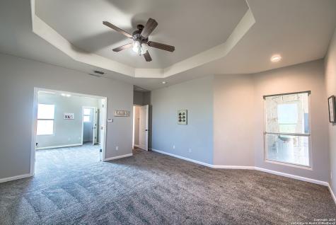 240 Glory Lane Marion TX 78124