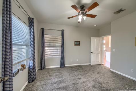 240 Glory Lane Marion TX 78124