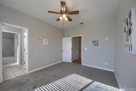 240 Glory Lane Marion TX 78124
