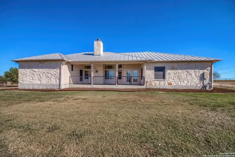 240 Glory Lane Marion TX 78124