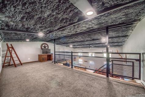 240 Glory Lane Marion TX 78124
