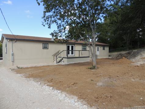 1456 Lonesome Canyon Lake TX 78133