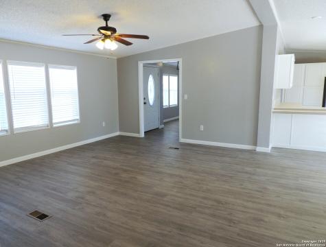 1456 Lonesome Canyon Lake TX 78133