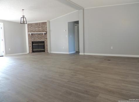 1456 Lonesome Canyon Lake TX 78133
