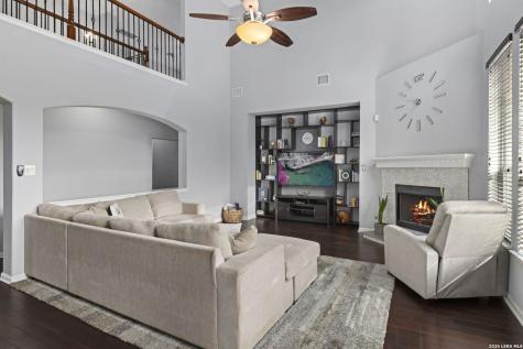 23554 Seven Winds San Antonio TX 78258