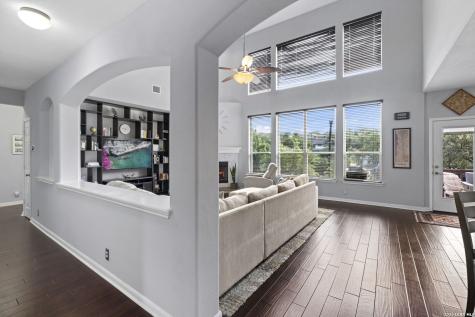 23554 Seven Winds San Antonio TX 78258