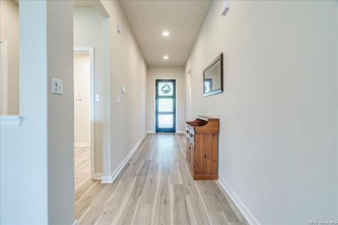 712 Coyote Creek Kyle TX 78640