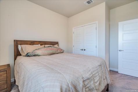 712 Coyote Creek Kyle TX 78640
