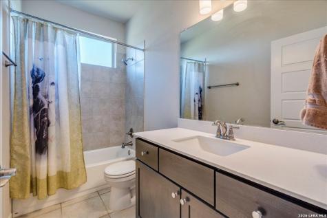 712 Coyote Creek Kyle TX 78640