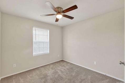 3330 Kornberg Drive Converse TX 78109