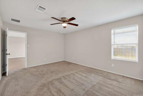 3330 Kornberg Drive Converse TX 78109