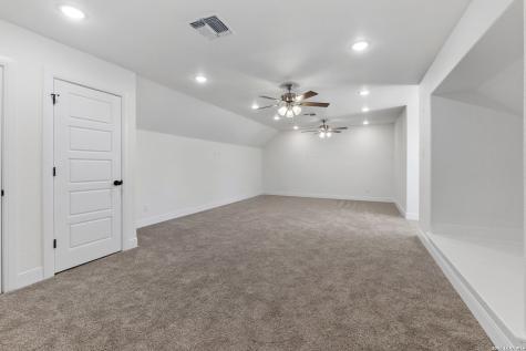 116 Timber Heights La Vernia TX 78121