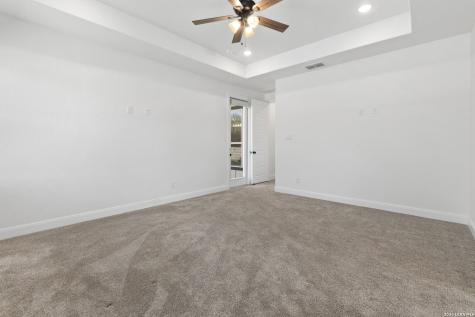 116 Timber Heights La Vernia TX 78121
