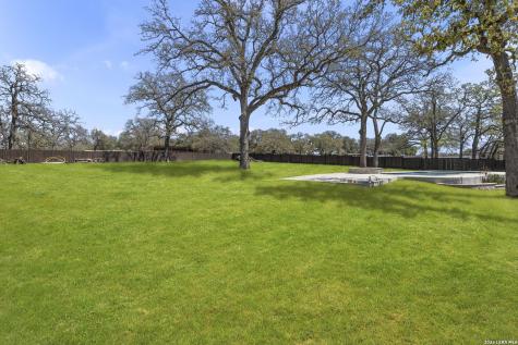 116 Timber Heights La Vernia TX 78121