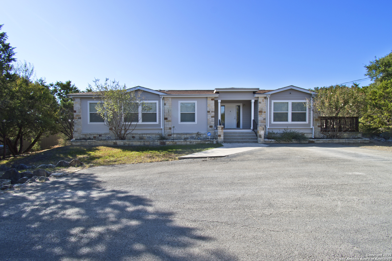 108 Fawn Spring Branch TX 78070