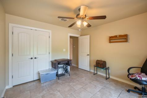 107 Garrett Way Canyon Lake TX 78133