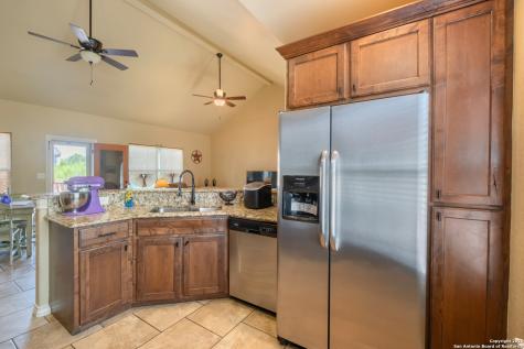 107 Garrett Way Canyon Lake TX 78133