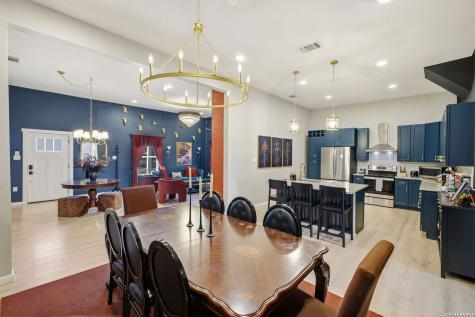 1503 E Crockett St, San Antonio TX 78202