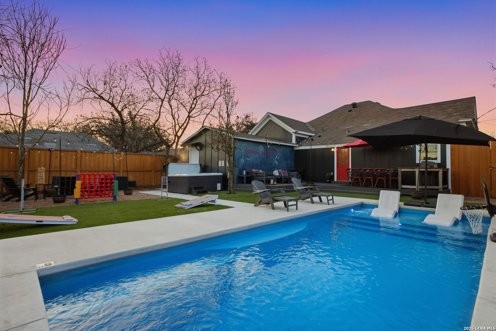 1503 E Crockett St, San Antonio TX 78202
