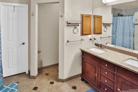 3002 Fall Way San Antonio TX 78247