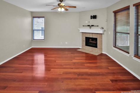 3002 Fall Way San Antonio TX 78247