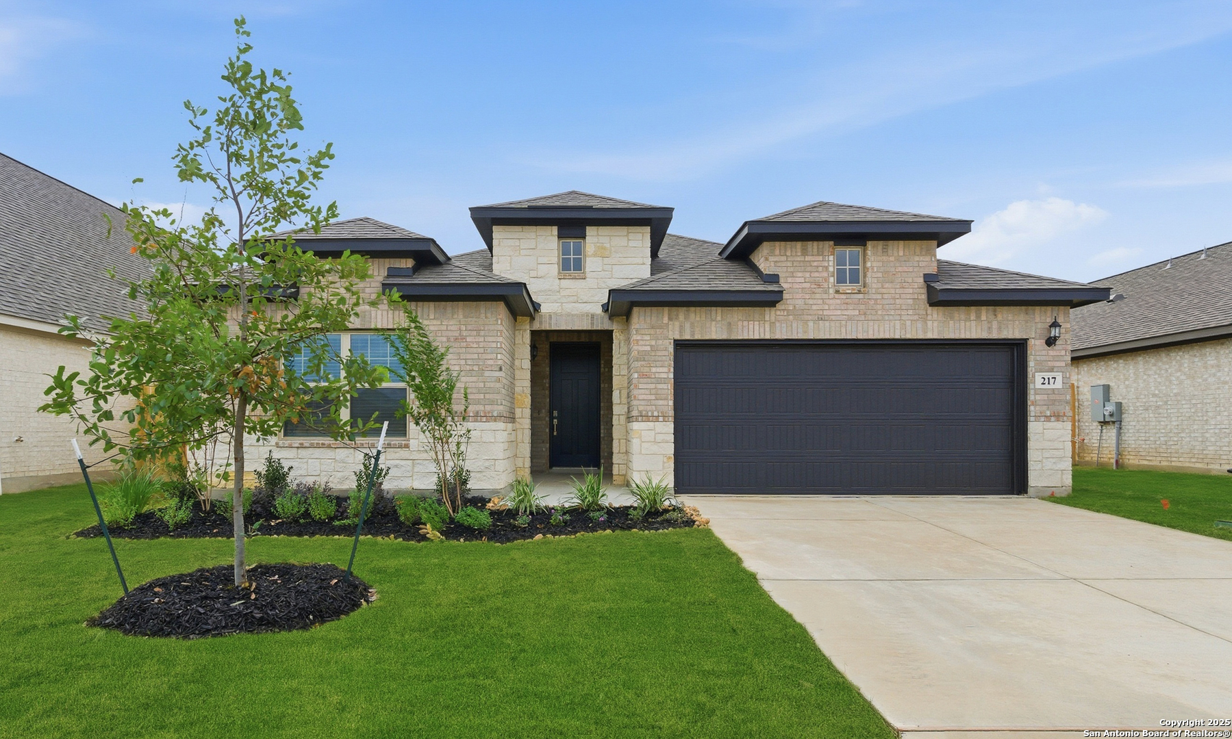 217 Spanish Oak Castroville TX 78009