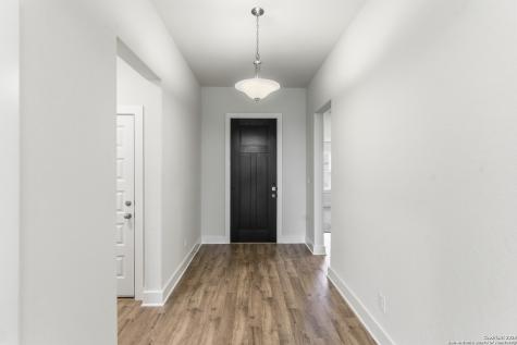 217 Spanish Oak Castroville TX 78009
