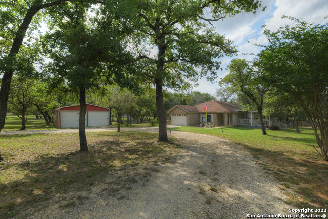 413 Cimarron Drive Floresville TX 78114