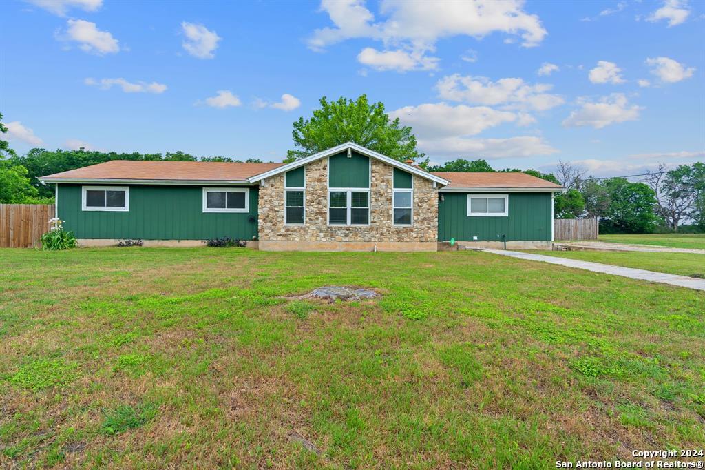 220 Fairview Road San Marcos TX 78666
