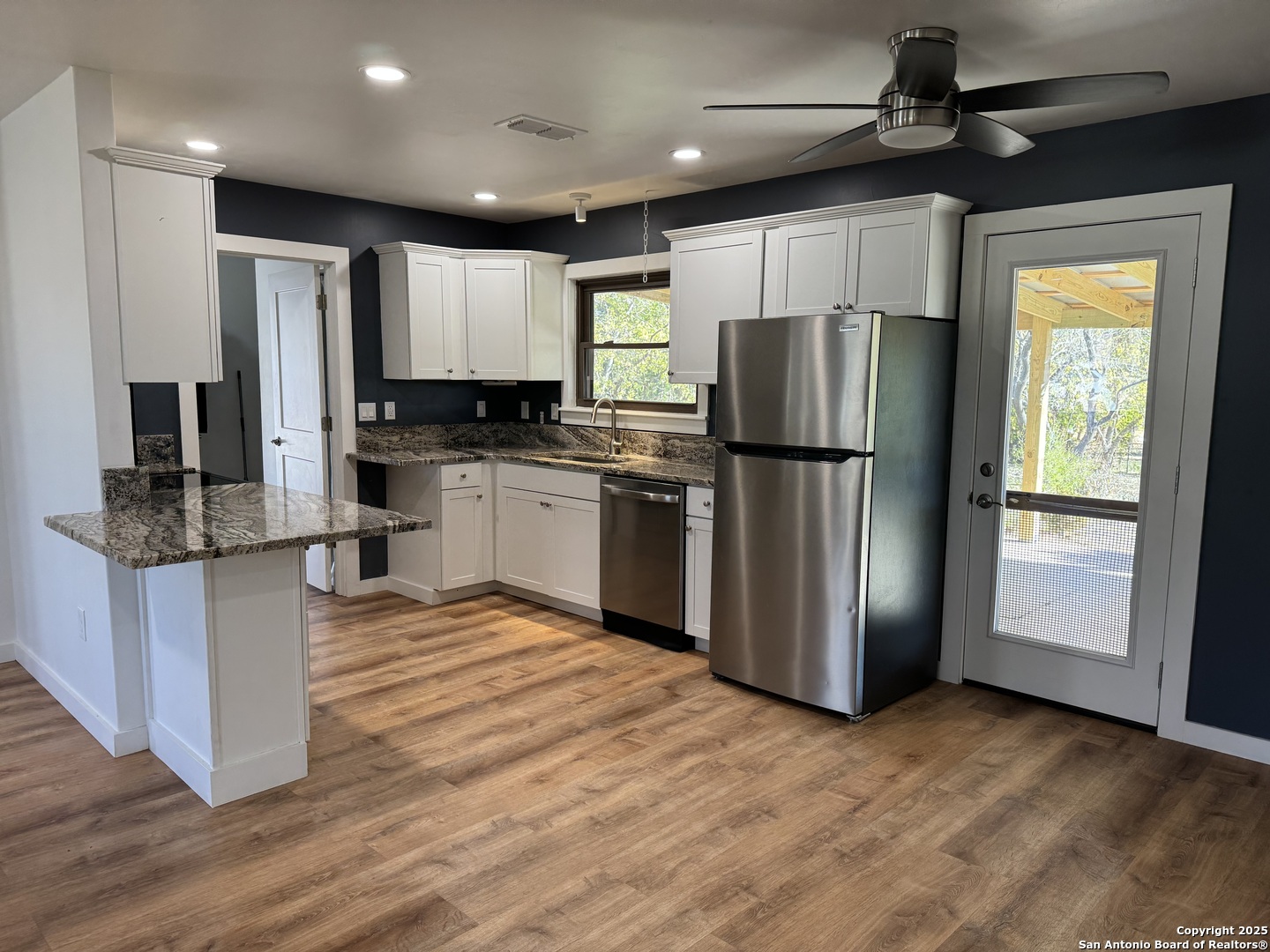 103 Amber Drive Comfort TX 78013