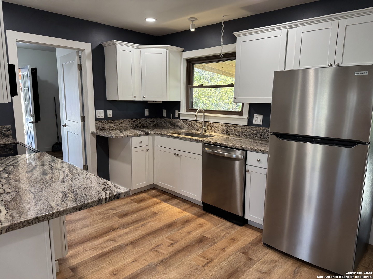 103 Amber Drive Comfort TX 78013