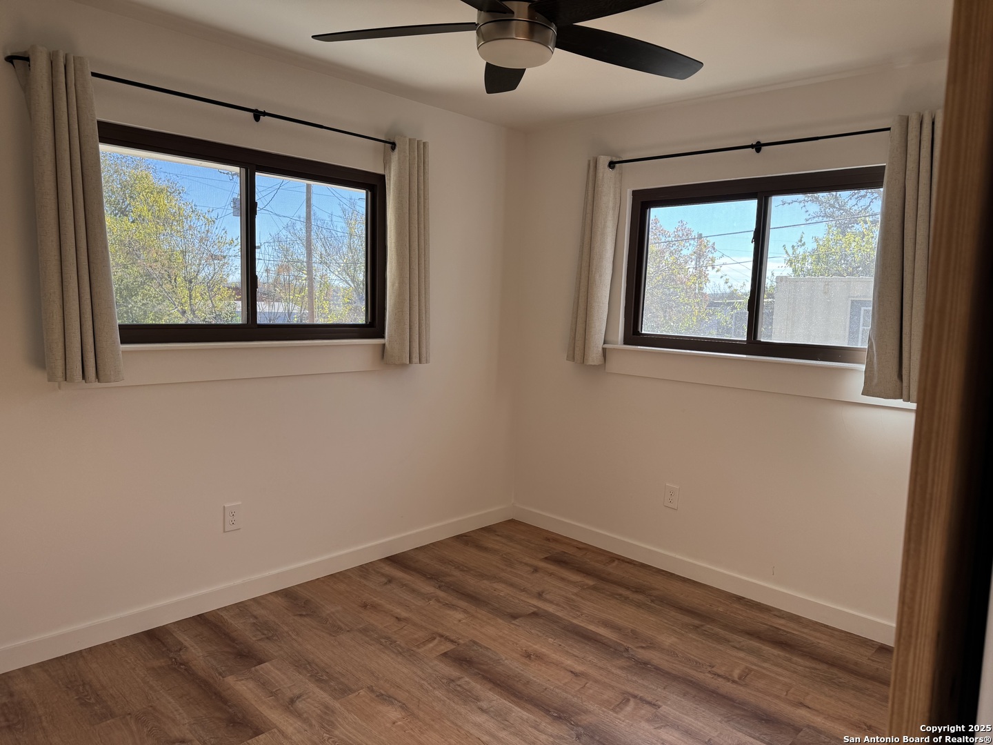 103 Amber Drive Comfort TX 78013