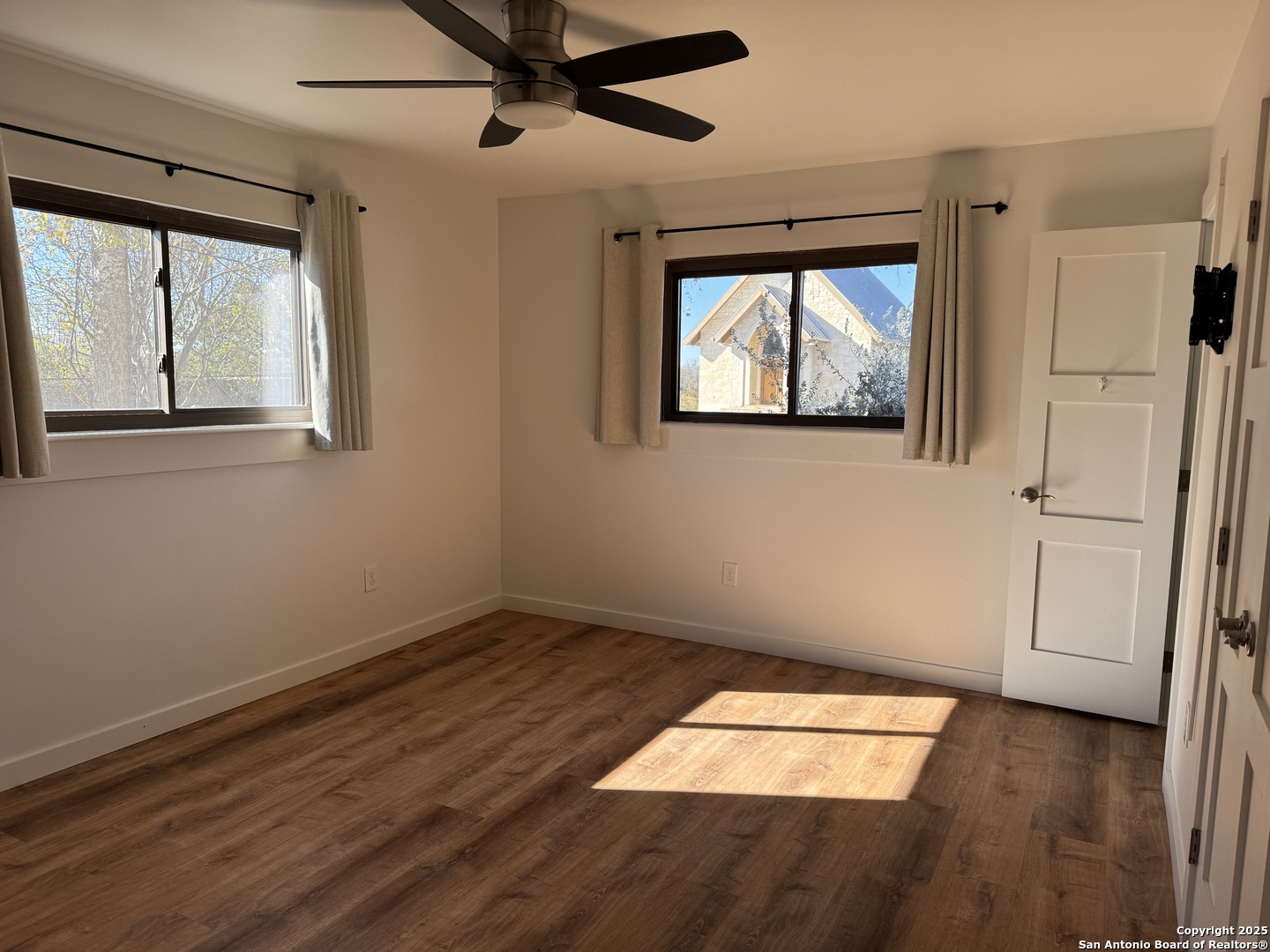 103 Amber Drive Comfort TX 78013
