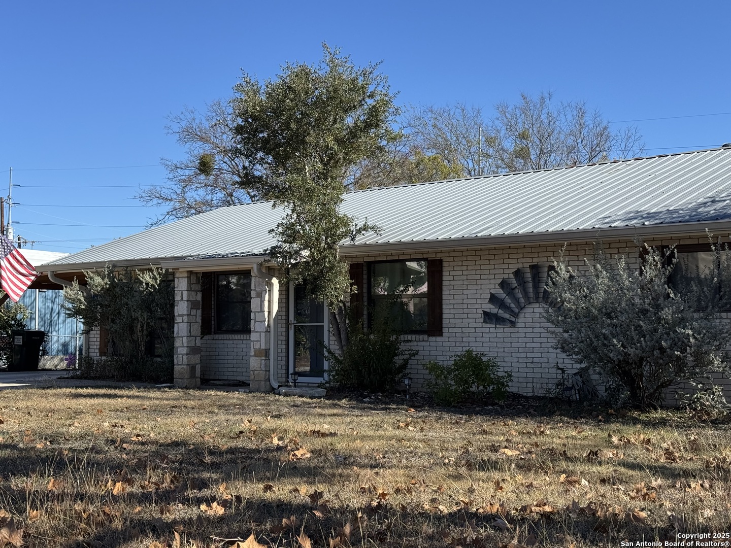 103 Amber Drive Comfort TX 78013