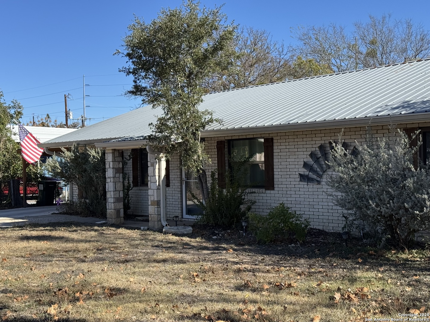 103 Amber Drive Comfort TX 78013