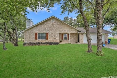 165 Great Oaks Boulevard La Vernia TX 78121