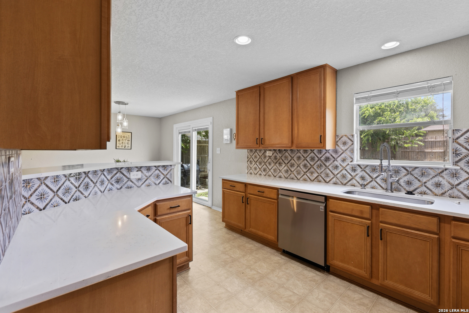 5747 Columbia Drive Cibolo TX 78108