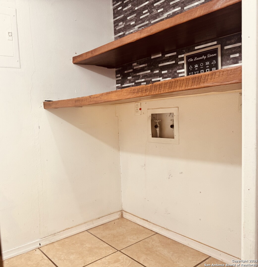 6526 Spring Manor San Antonio TX 78249