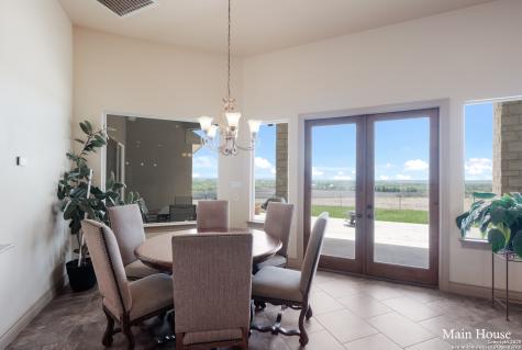 208 Private Road 378 Rio Medina TX 78066