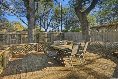 1299 Cibolo Trail Universal City TX 78148