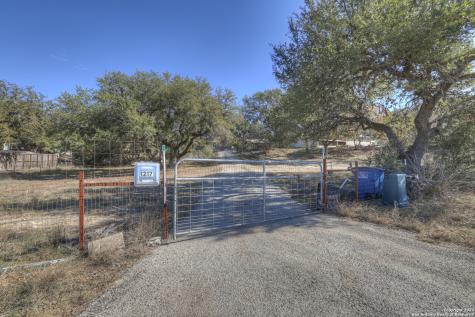 1217 Rotherman Canyon Lake TX 78133