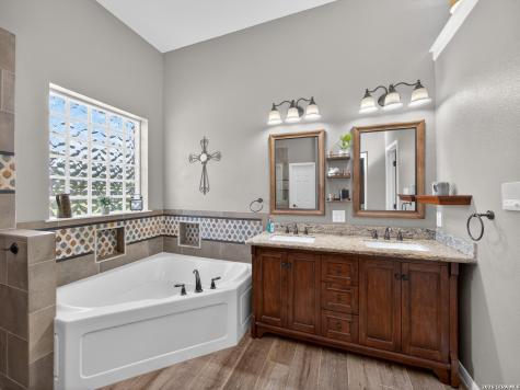 24607 Ripple Way San Antonio TX 78266