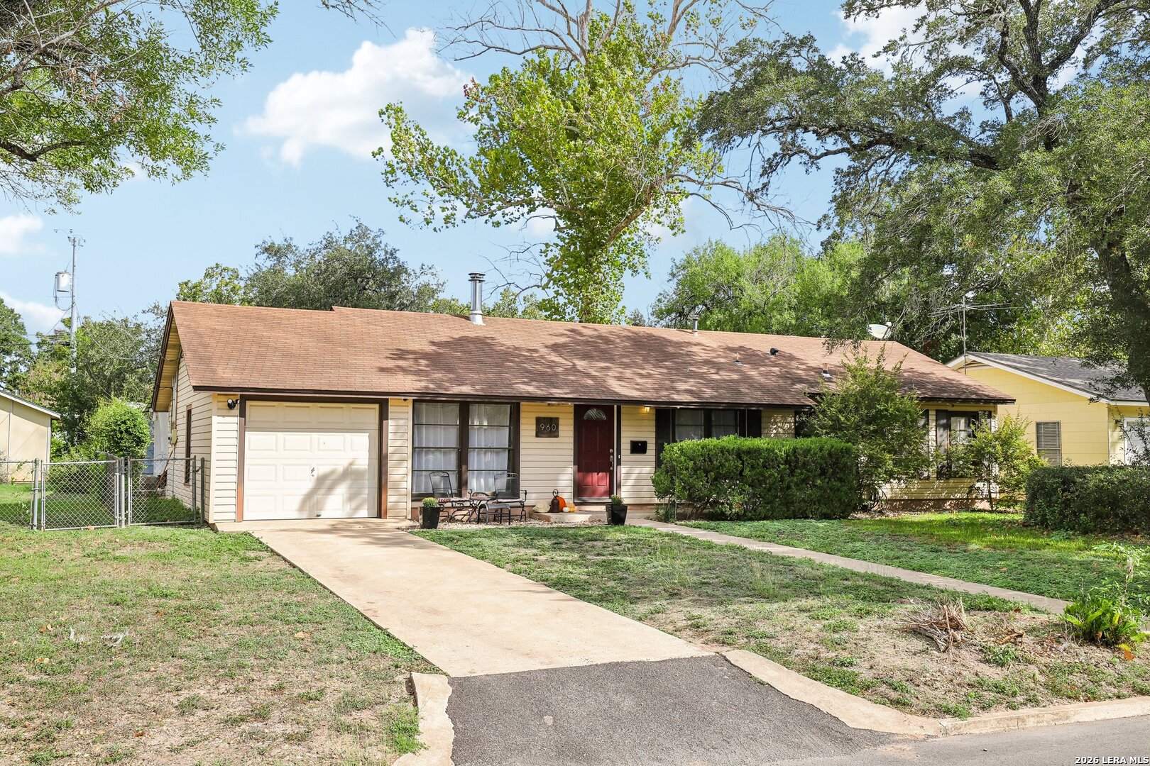 960 Sowell Street Seguin TX 78155