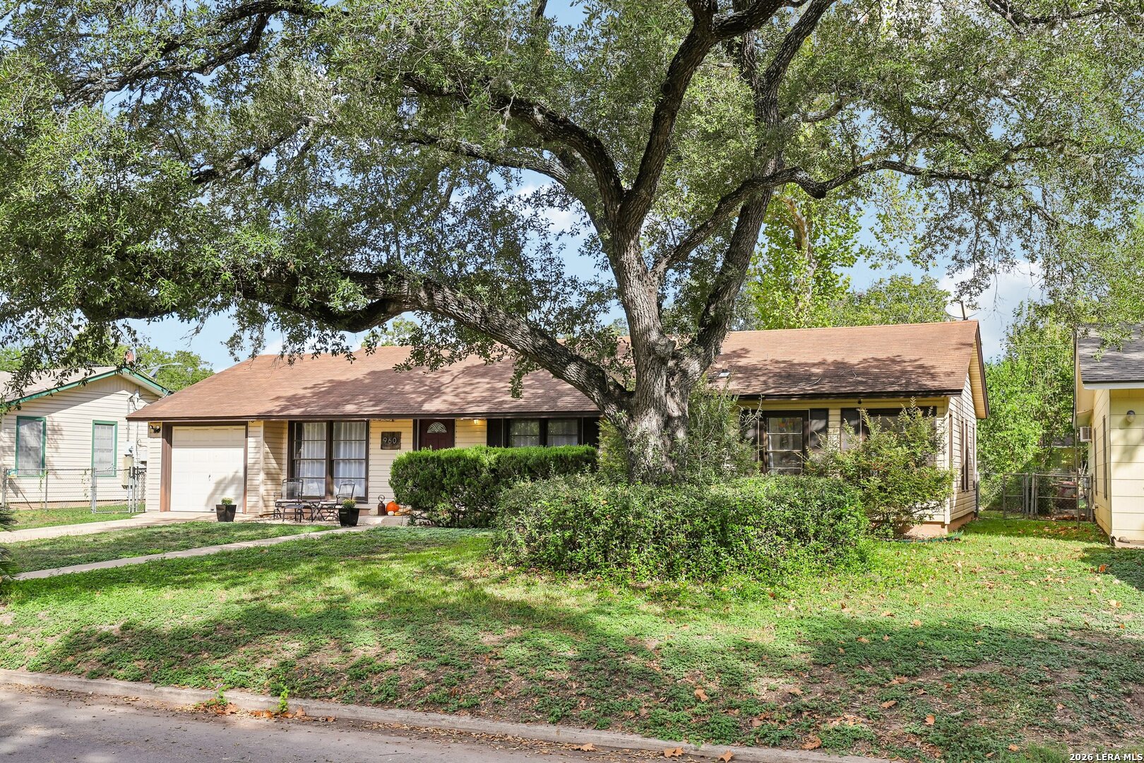 960 Sowell Street Seguin TX 78155
