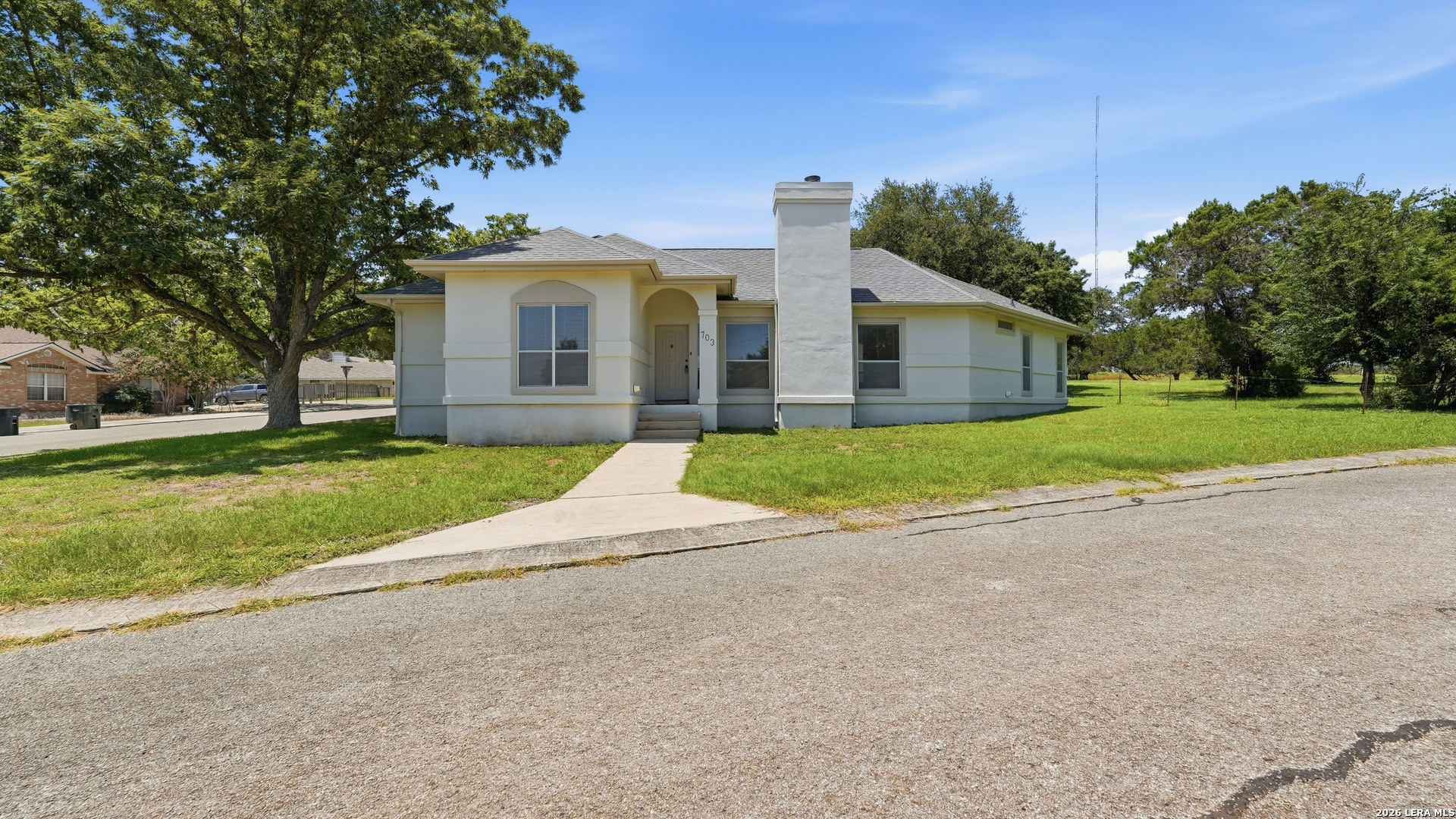 703 Lazy Bluff New Braunfels TX 78130