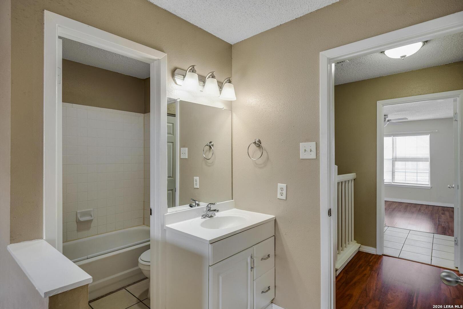 1804 Garys Park San Antonio TX 78247