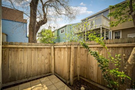 1804 Garys Park San Antonio TX 78247