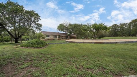 611 Valley View West Road San Marcos TX 78666