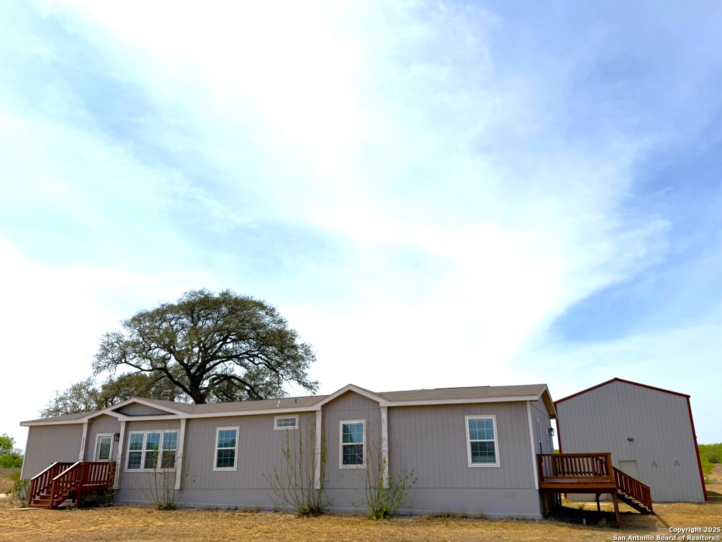 6260 County Road 307 Jourdanton TX 78026