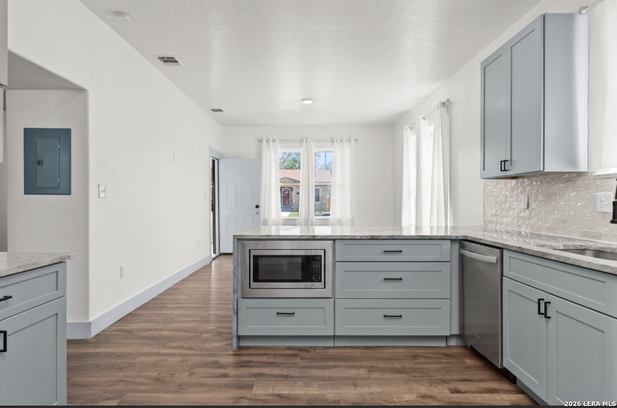 637 Canton San Antonio TX 78202